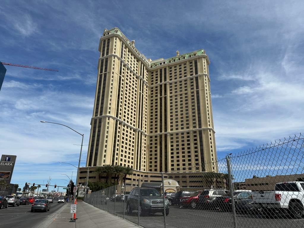 Experience a Smoke-free, Casino-less, Dance Club-less, Extravagant-show-less, Celebrity-endorsed Restaurant-less, All-suite Vacation Club Hotel at Marriott Vacation Club, Grand Château, Las&nbsp;Vegas!